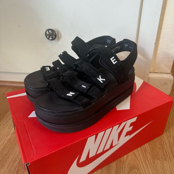 Nike Icon Classic Platform Sandals Size 9 - Picture 3 of 8